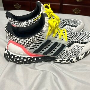 Adidas Ultra-boost.